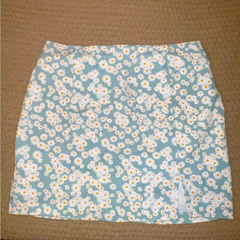 Wild Fable Size 10 Floral Skirt